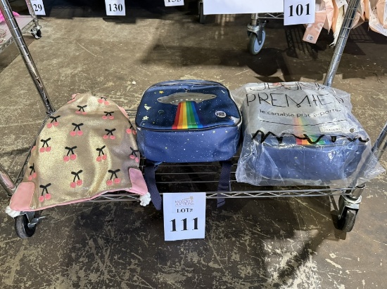 LOT CONSISTING OF JEUNE PREMIER BAGS