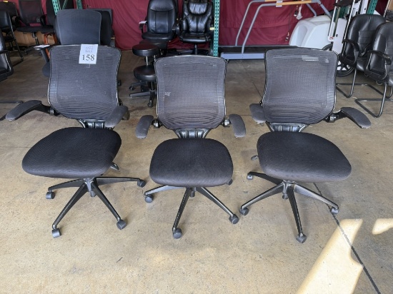 MESH BACK AND FABRIC ROLLING OFFICE CHAIRS