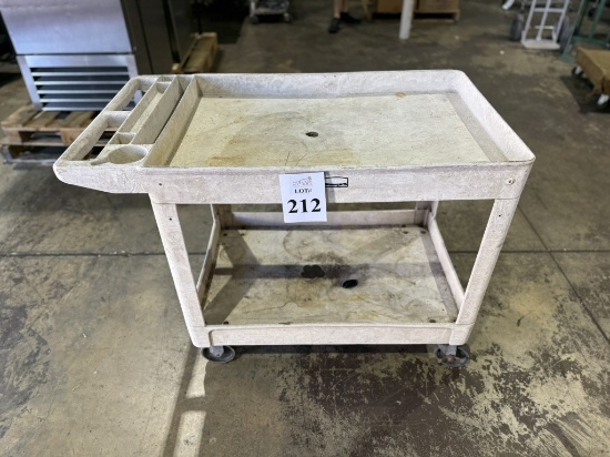 RUBBERMAID ROLLING UTILITY CART