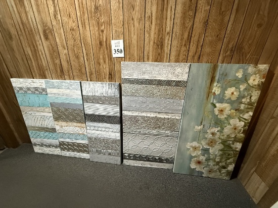 LOT CONSISTING OF ASSORTED SIZE CANVAS WALL ART