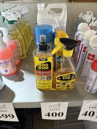 LOT CONSISTING OF ASSORTED CLEANING SUPPLIES