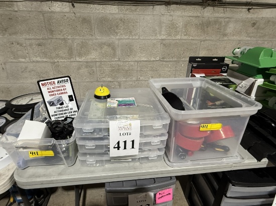 LOT CONSISTING OF ASSORTED HAND TOOLS, HARDWARE