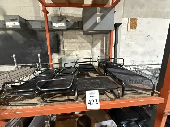 LOT CONSISTING OF MONITORS RISERS
