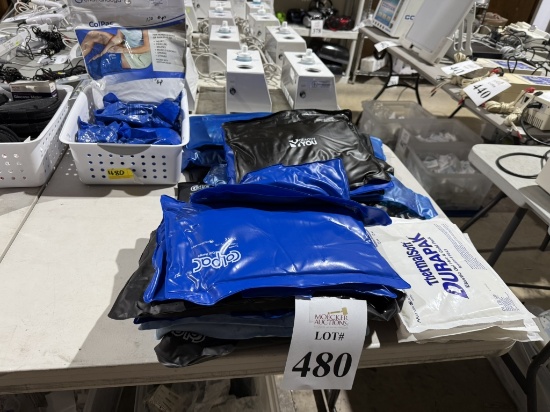 LOT CONSISTING OF ASSORTED HOT & COLD PACKS