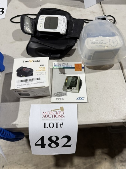 LOT CONSISTING OF BLOOD PRESSURE MACHINES