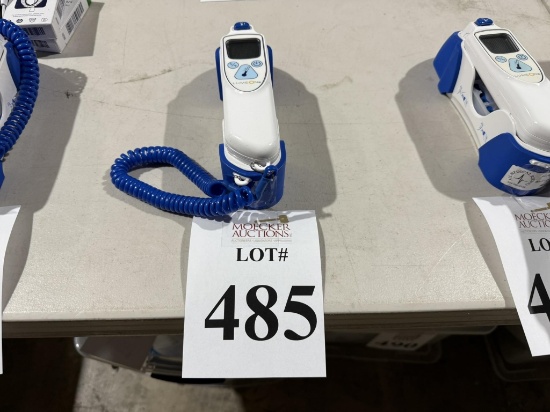 LUMENON EAR THERMOMETER INCLUDING BASE LCD DISPLAY
