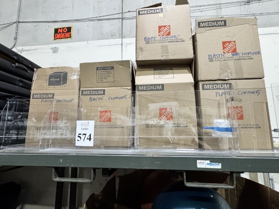 LARGE LOT CONSISTING OF PLASTIC BROCHURE HOLDERS