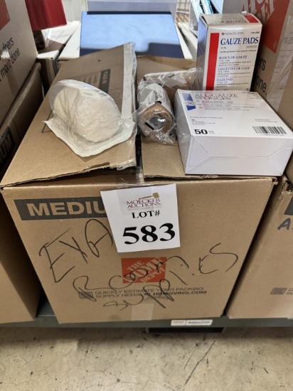 LOT CONSISTING OF MEDICAL SUPPLIES