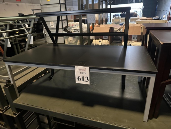 LOT CONSISTING OF (1) COFFEE TABLE