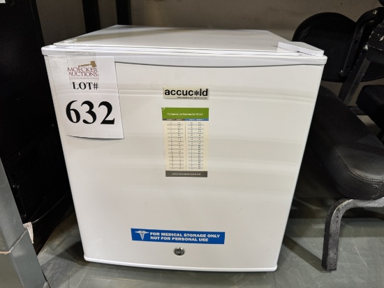 ACCUCOLD MINI FRIDGE