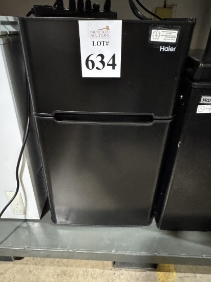 HAEIR MINI FRIDGE