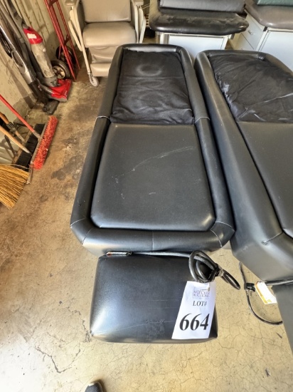 6' HYDRO MASSAGE TABLE
