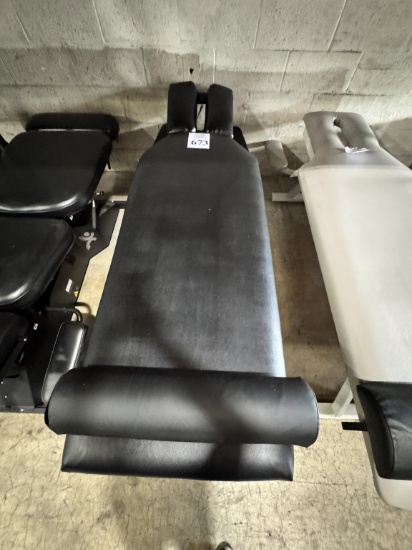 6' MASSAGE TABLE