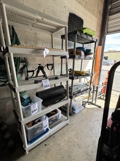 VENTILATED PLASTIC SHELVING UNIT