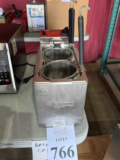 AVANTCO ELECTRIC COUNTERTOP PASTA COOKER