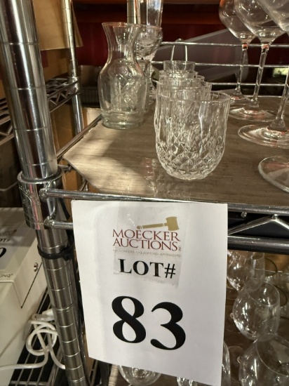 LOT CONSISTING OF ASSORTED GLASSWARE