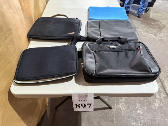 LOT CONSISTING OF ASSORTED LAPTOP/TABLET BAGS