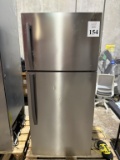 VISSANI STAINLESS STEEL REFRIGERATOR FREEZER MODEL MDTF18SS