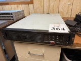 APC SMART-UPS 3000