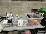 LOT CONSISTING OF ASSORTED HAND TOOLS, HARDWARE