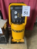 DEWALT D55168 15 GAL. AIR COMPRESSOR