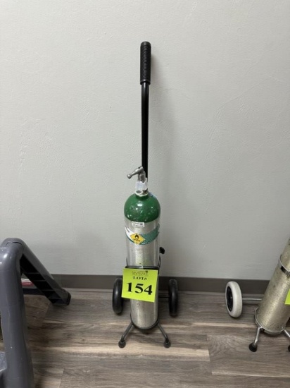 OXYGEN TANK WITH STAND