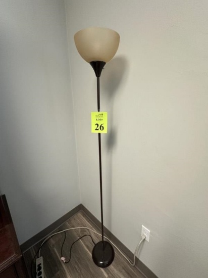 FLOOR LAMP