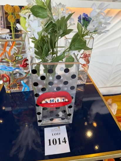 SELETTI TOILETPAPER RECTANGULAR VASE (SHIT)