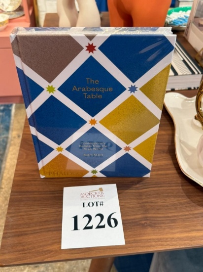 THE ARABESQUE TABLE BOOK