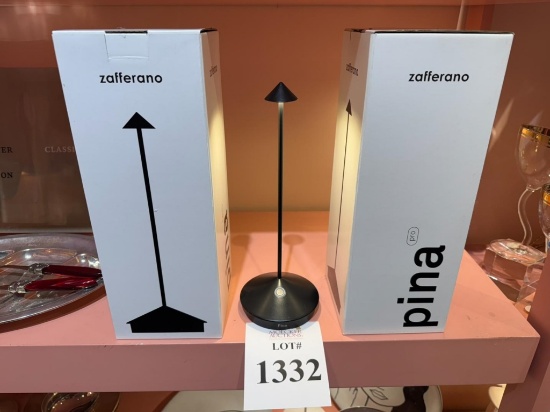 ZAFFERANO PINA PRO TABLE LAMP (BLACK)