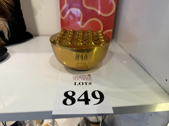 ROUND ASHTRAY GOLD 16 HOLES
