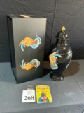 TOILETPAPER SELETTI VASE (SNAKES WITH HANDS)