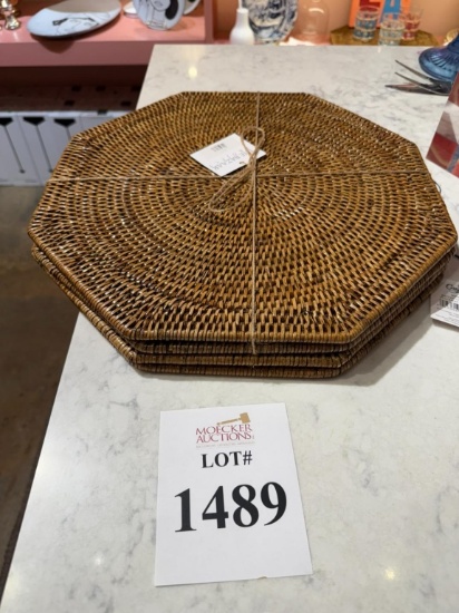 CASPARI RATTAN OCTAGONAL PLACEMAT