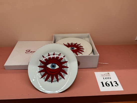FANCY HOME COLLECTION DESSERT PLATES SET