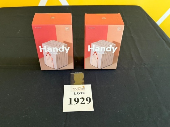 DOIY HANDY BOOKENDS SET