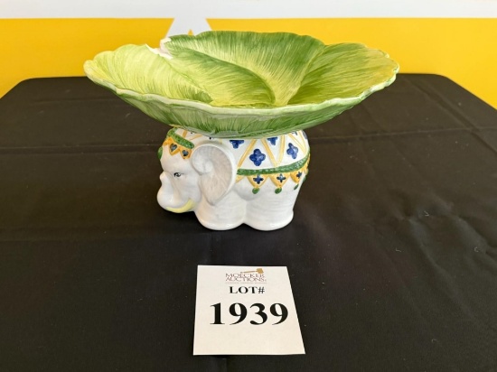 LES OTTOMAN ELEPHANT BASED CANDY DISH