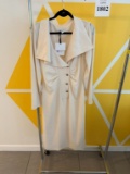 EXQUISE NECK DETAILED MIDI DRESS SIZE 6