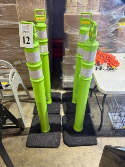 TRAFFIC DELINEATOR POSTS