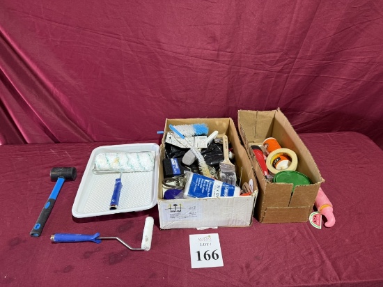 LOT CONSISTING OF ASSORTED PAINTING SUPPLIES