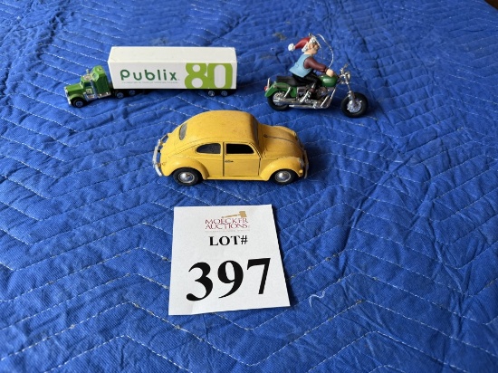 LOT CONSISTING OF ASSORTED DIECAST ITEMS