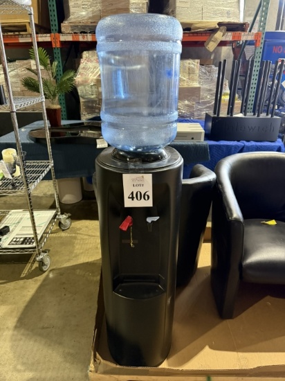 COLD & HOT WATER DISPENSER