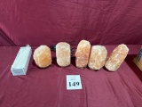 LOT CONSISTING OF ASSORTED HIMALAYAN SALT LAMP