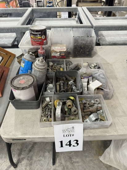 LOT CONSISTING OF ASSORTED HARDWARE