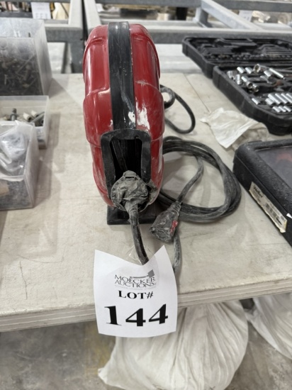 RETRACTABLE EXTENSION CORD WHEEL