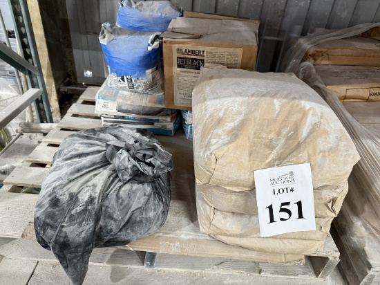 LOT CONSISTING OF ASSORTED OXIDE PIGMENT DYE