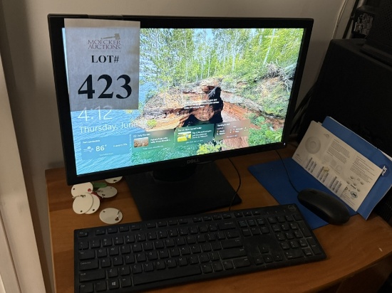 DELL 19" MONITOR WITH WIRED KEYBOARD AND MOUSE
