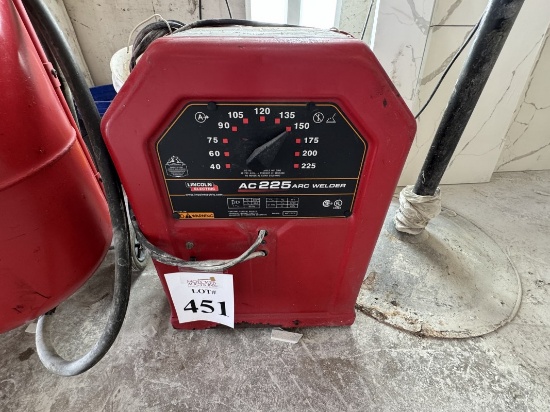 LINCOLN ELECTRIC AC225 ARC WELDER