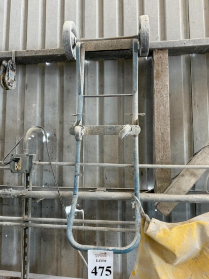 HAND TRUCK