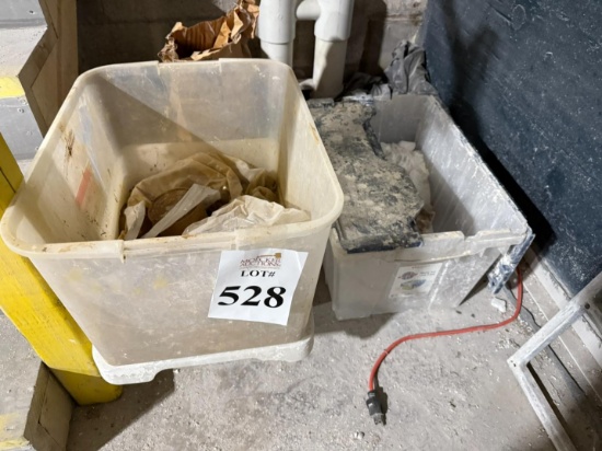 LOT CONSISTING OF ASSORTED CONCRETE DYE