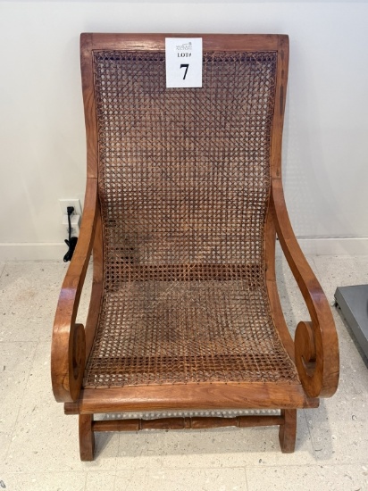 WOOD ARM CHAIR